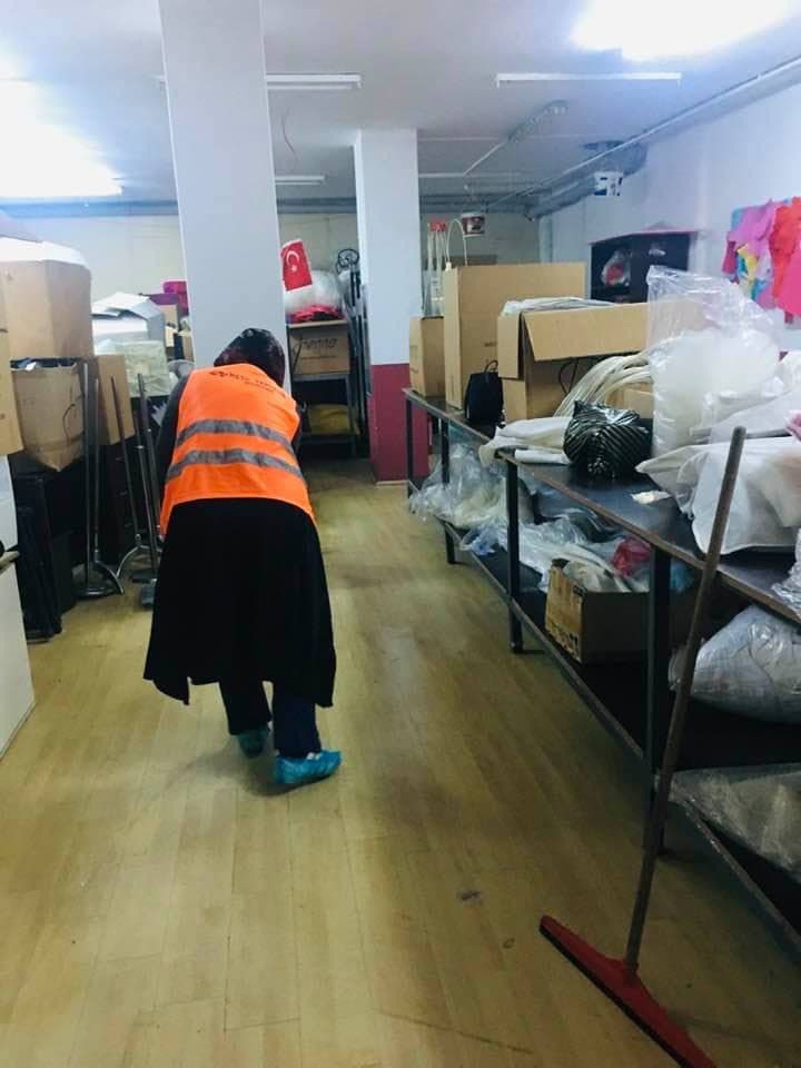 Ofis yüzeylerinin detaylı temizliği