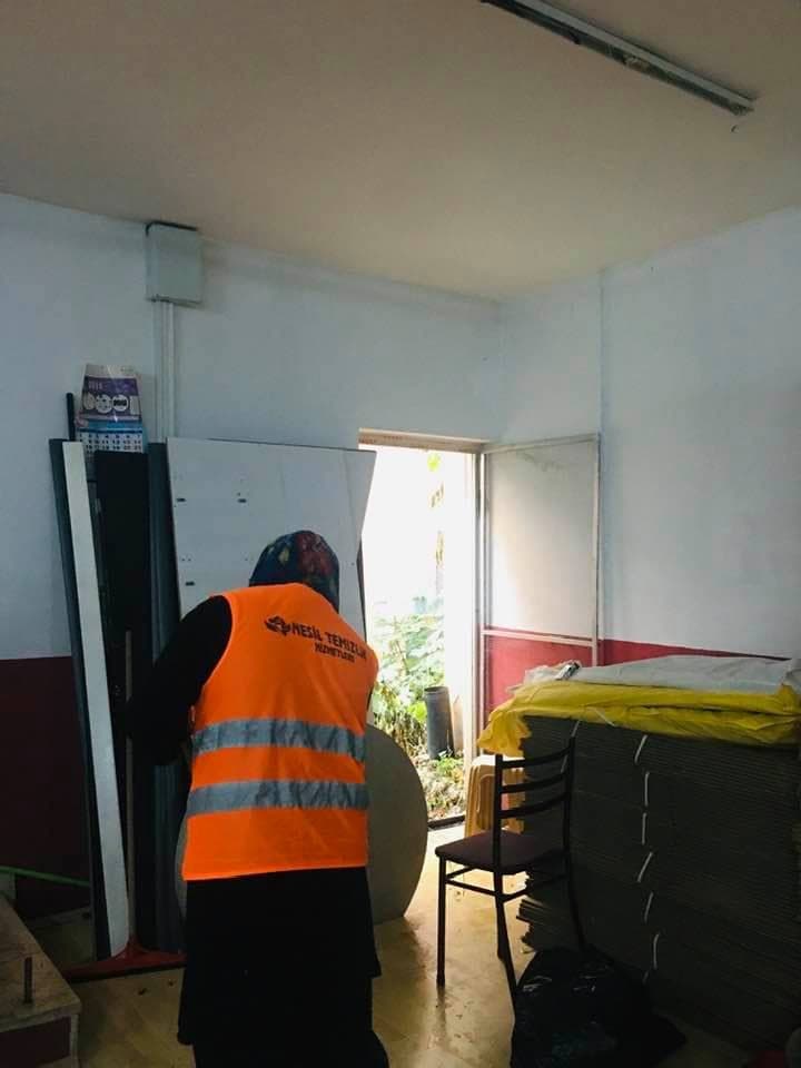 Ofis yüzeylerinin detaylı temizliği