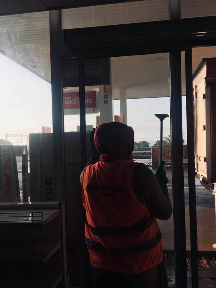 Ofis yüzeylerinin detaylı temizliği