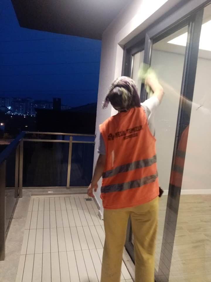 Yapı tesliminde cam ve doğrama temizliği
